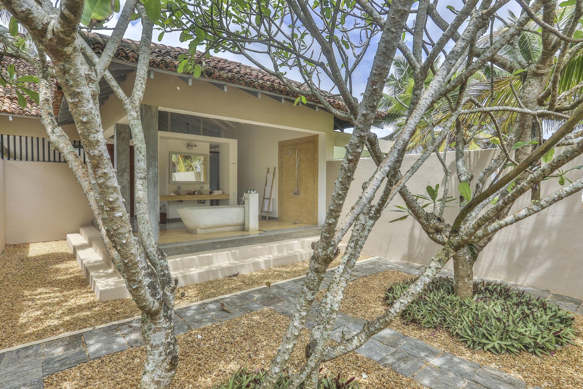 The Frangipani Tree By Edwards Collection Hotel Unawatuna Buitenkant foto